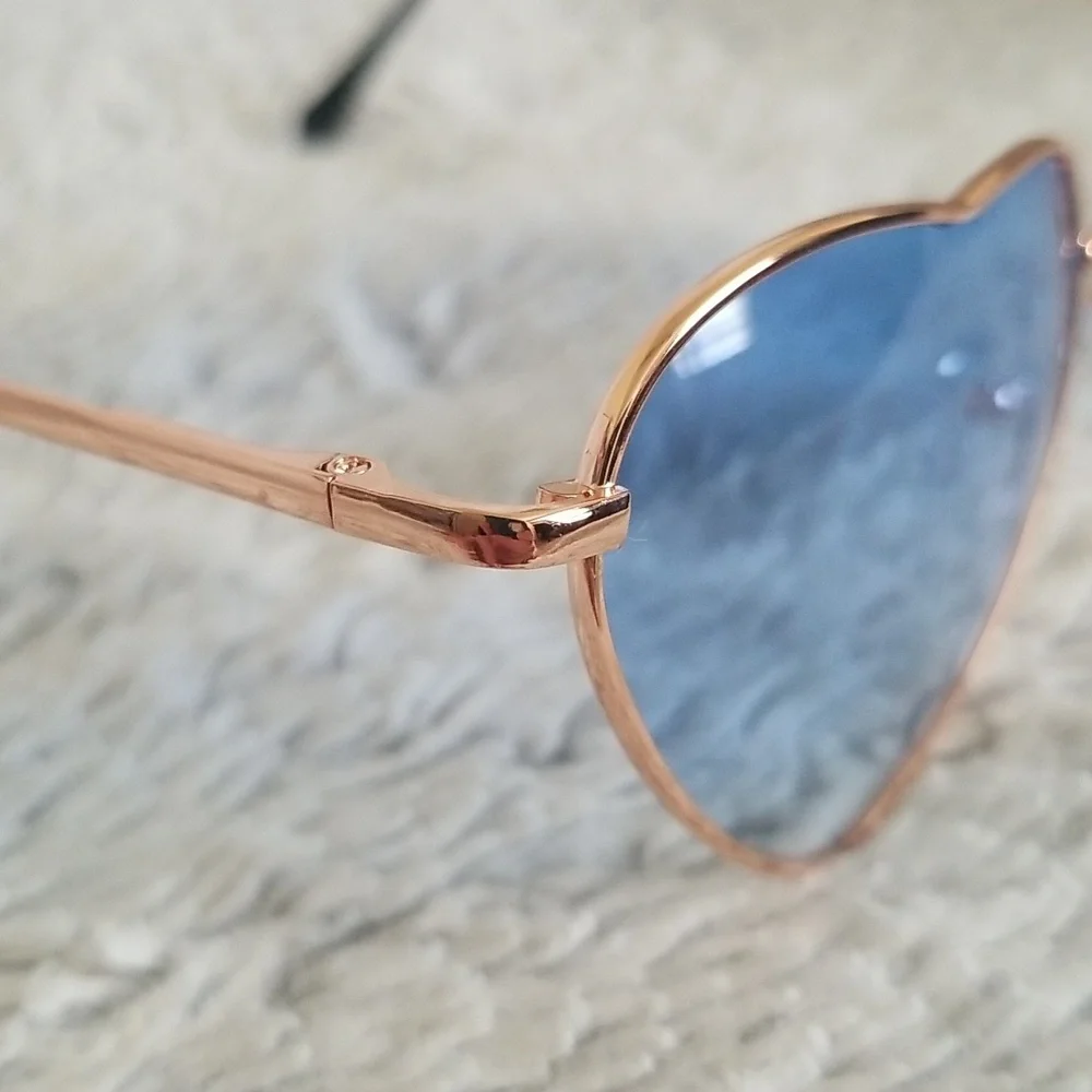 Heart Shaped Metal Frame Sunglasses